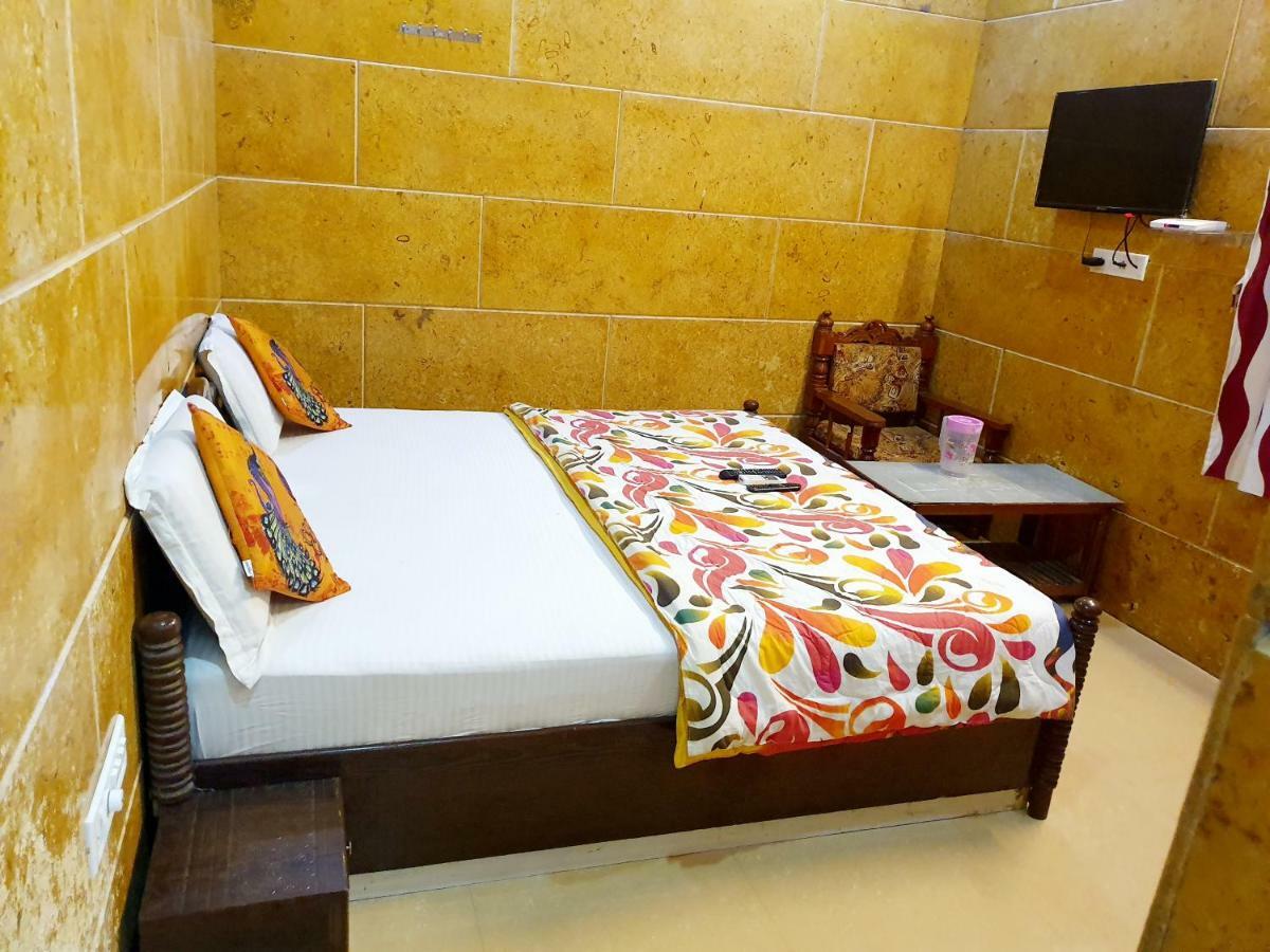 Hotel Qutub Villa Jaisalmer Bilik gambar